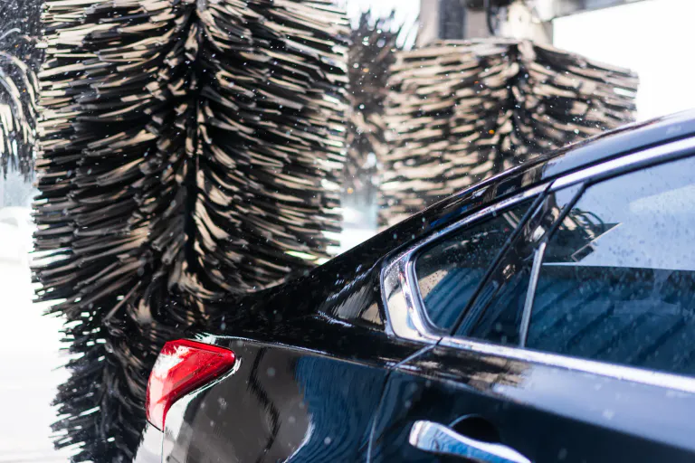 Vehicle cleaning illustration 3