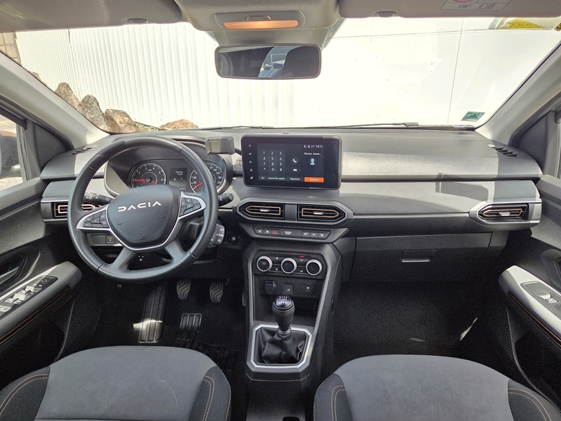 Photo 2 - Dacia Jogger