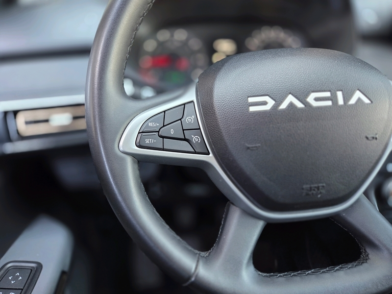 Photo 7 - Dacia Jogger