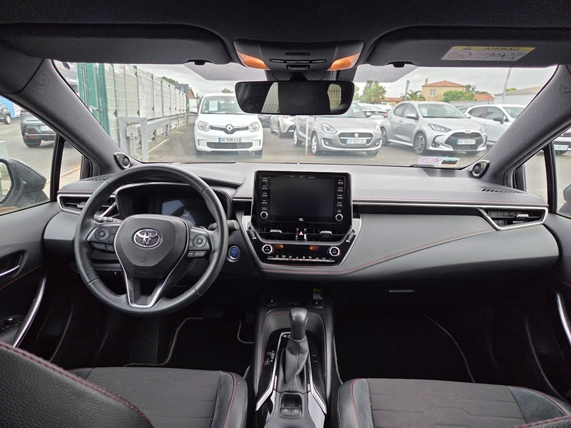 Toyota
                    Corolla Touring Spt