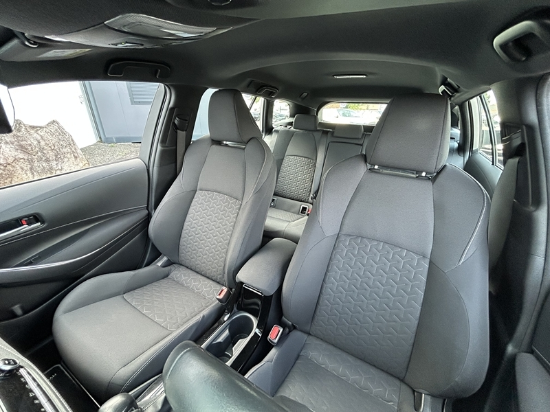 Photo 11 - Toyota Corolla Touring Spt