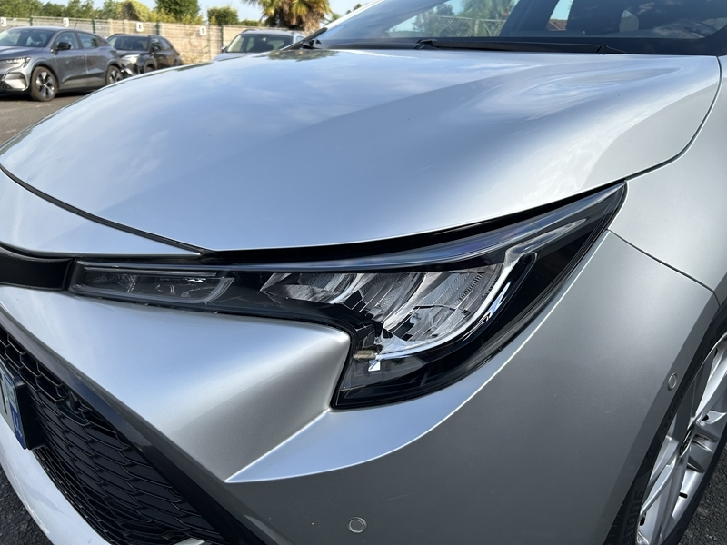 Photo 14 - Toyota Corolla Touring Spt