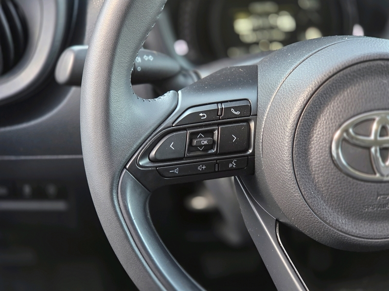 Photo 6 - Toyota Aygo X