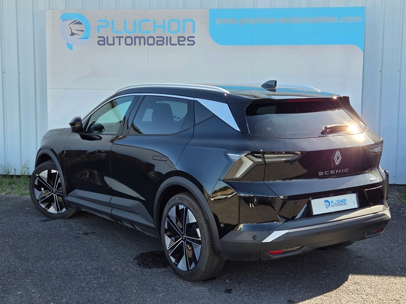 Renault
                    Scenic V
