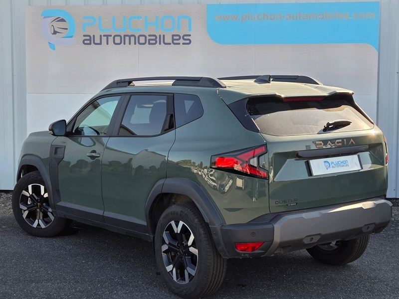 Dacia
                    Duster
