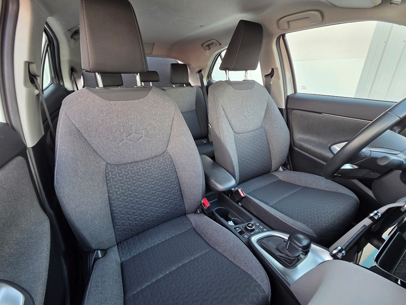 Photo 4 - Toyota Yaris