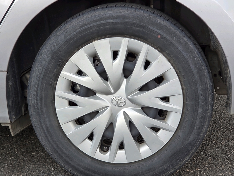 Photo 20 - Toyota Yaris