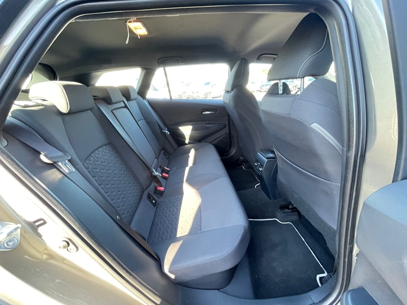 Photo 7 - Toyota Corolla Touring Spt