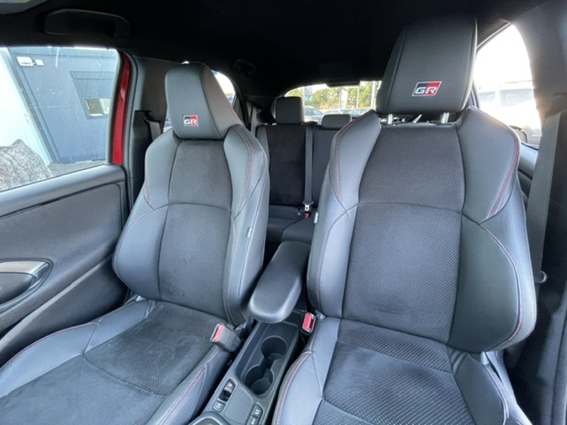 Photo 7 - Toyota Yaris