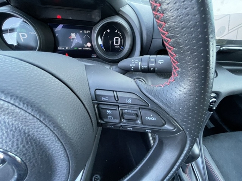 Photo 10 - Toyota Yaris