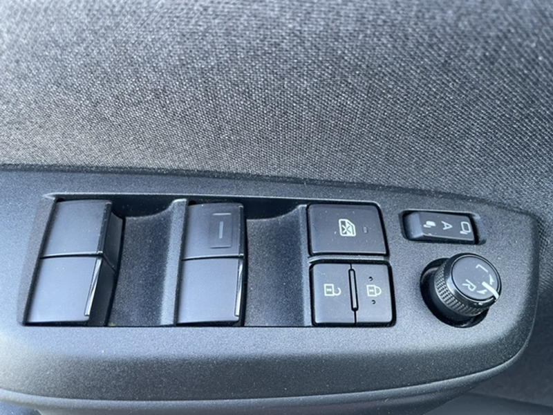 Photo 13 - Toyota Yaris