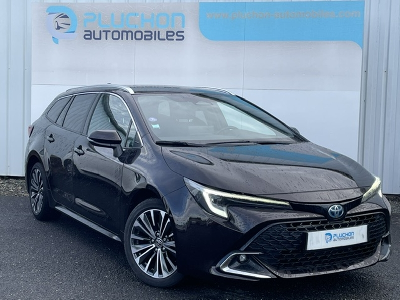 Toyota
                        Corolla Touring Spt