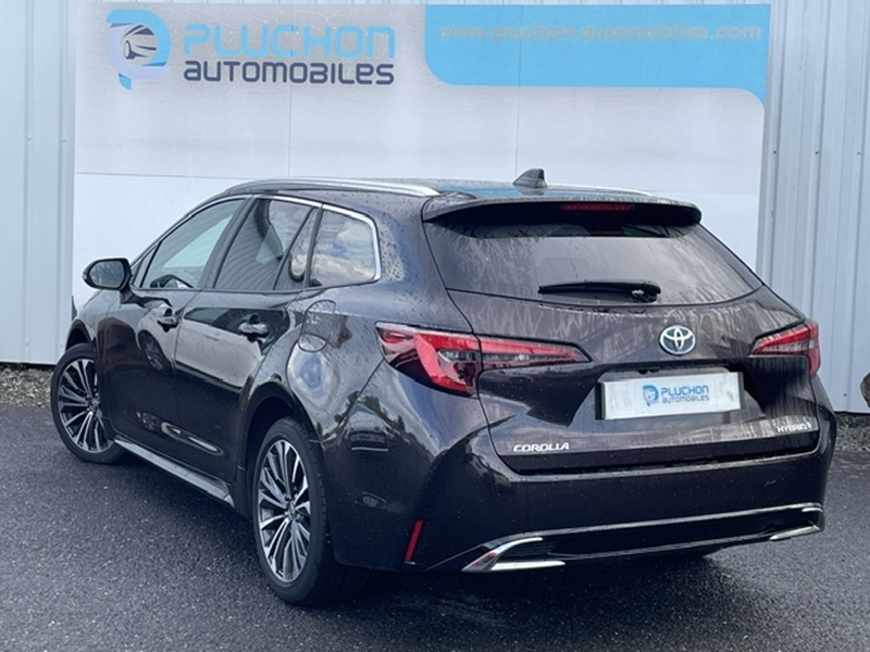 Toyota
                    Corolla Touring Spt