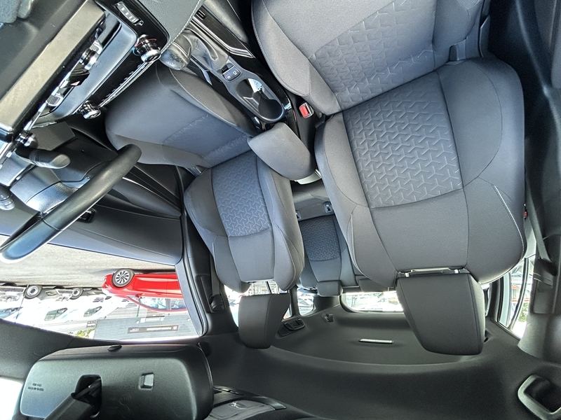 Photo 14 - Toyota Corolla Touring Spt