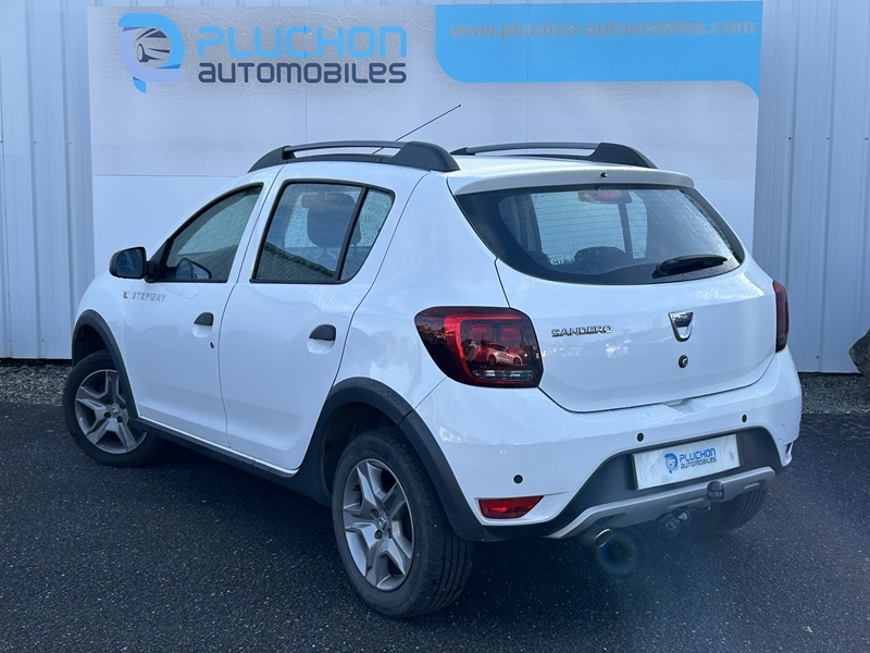Photo 2 - Dacia Sandero