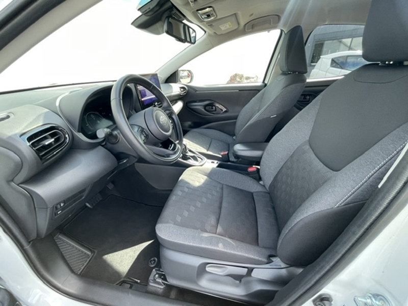 Photo 7 - Toyota Yaris