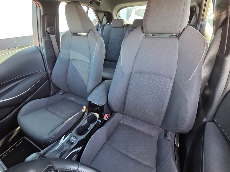 Photo 4 - Toyota Corolla