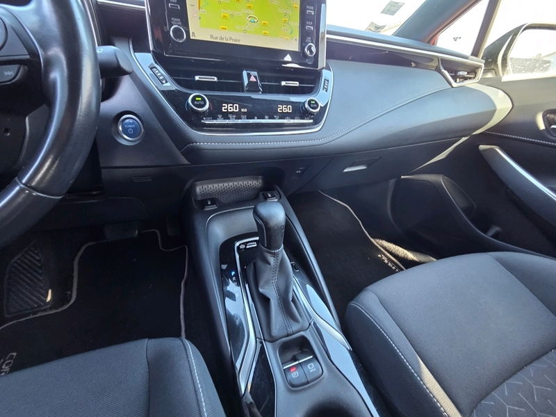 Photo 9 - Toyota Corolla