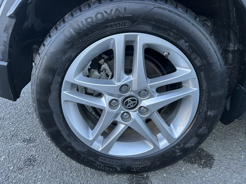 Photo 10 - Toyota C-HR
