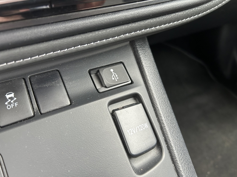Photo 8 - Toyota Auris