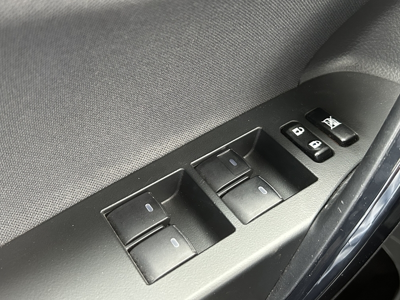 Photo 19 - Toyota Auris