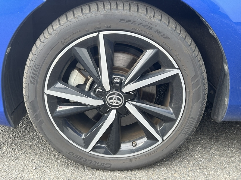 Photo 20 - Toyota Auris