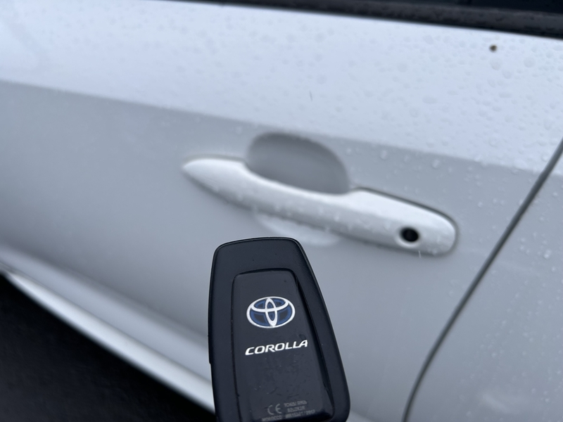 Photo 19 - Toyota Corolla