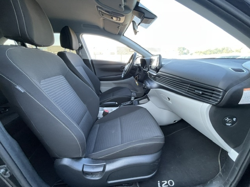 Photo 6 - Hyundai I20