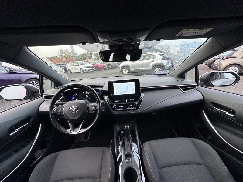 Photo 2 - Toyota Corolla Touring Spt