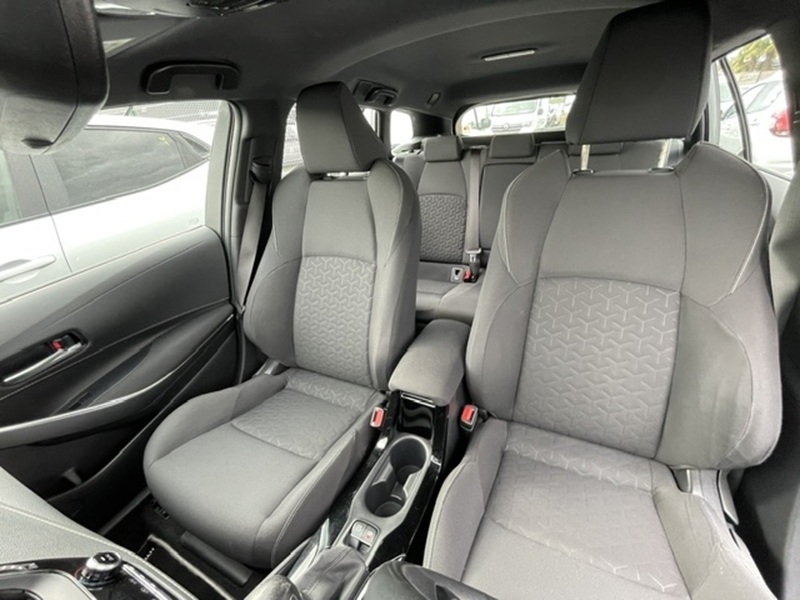 Photo 6 - Toyota Corolla Touring Spt