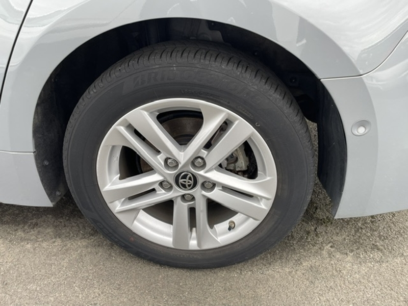 Photo 18 - Toyota Corolla Touring Spt