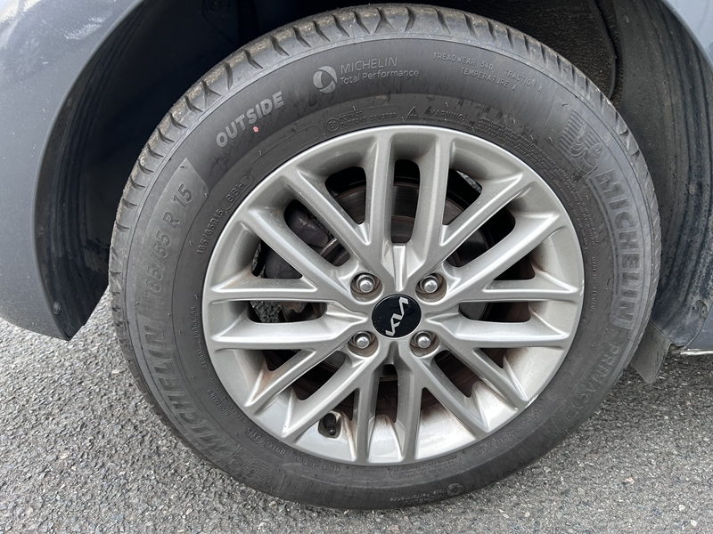 Photo 8 - Kia Rio