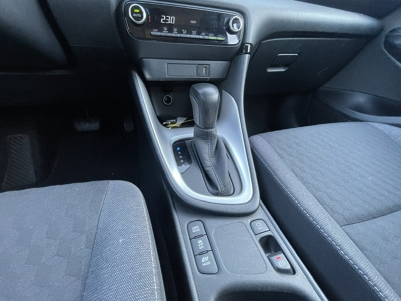 Photo 10 - Toyota Yaris