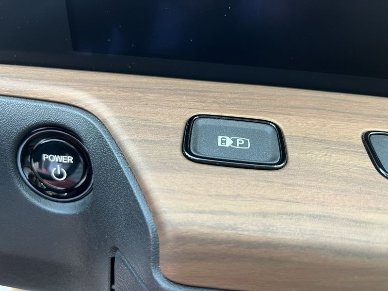 Photo 7 - Honda Honda E