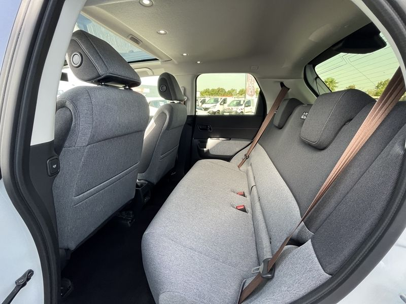 Photo 12 - Honda Honda E