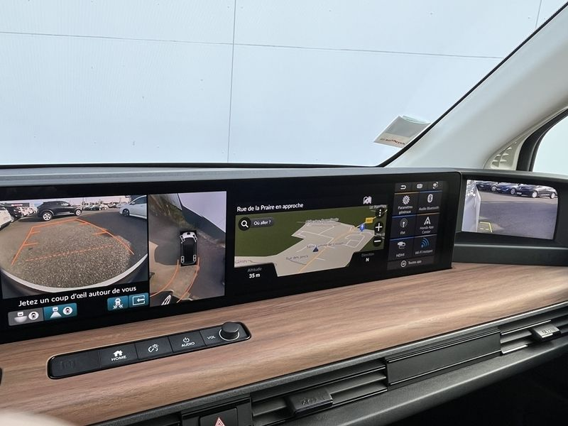 Photo 16 - Honda Honda E