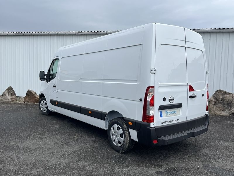Nissan
                    Interstar Fg