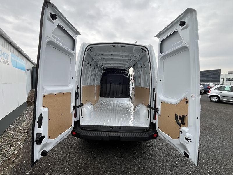 Photo 5 - Nissan Interstar Fg