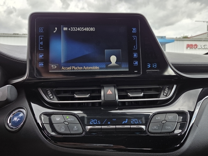 Photo 11 - Toyota C-HR