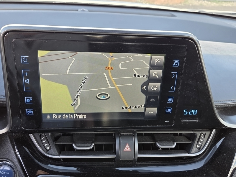 Photo 12 - Toyota C-HR