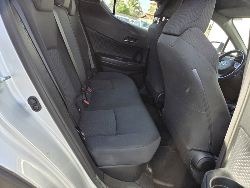 Photo 18 - Toyota C-HR