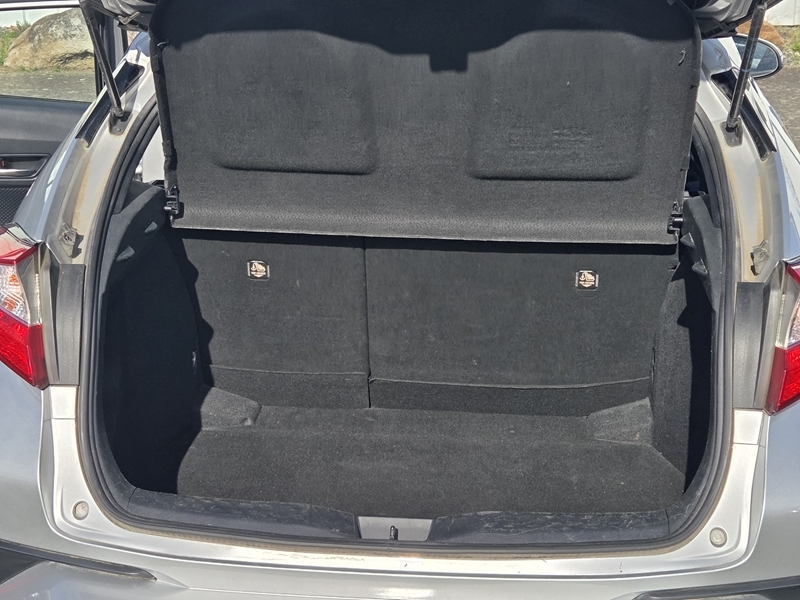 Photo 19 - Toyota C-HR