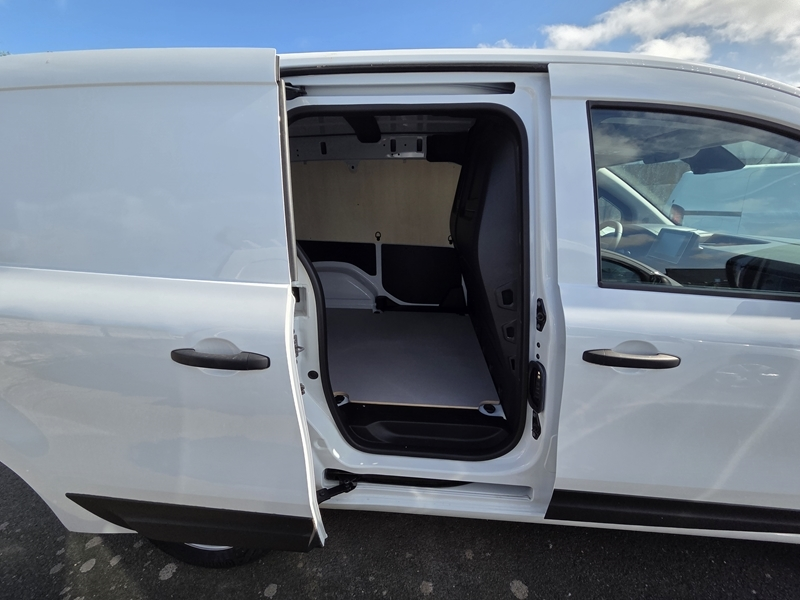 Photo 19 - Renault Kangoo Van