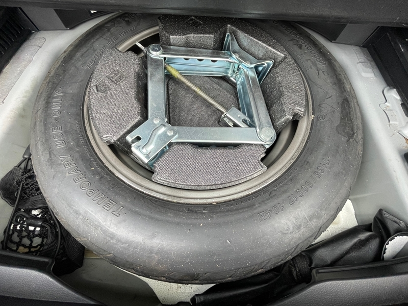 Photo 6 - Toyota RAV4