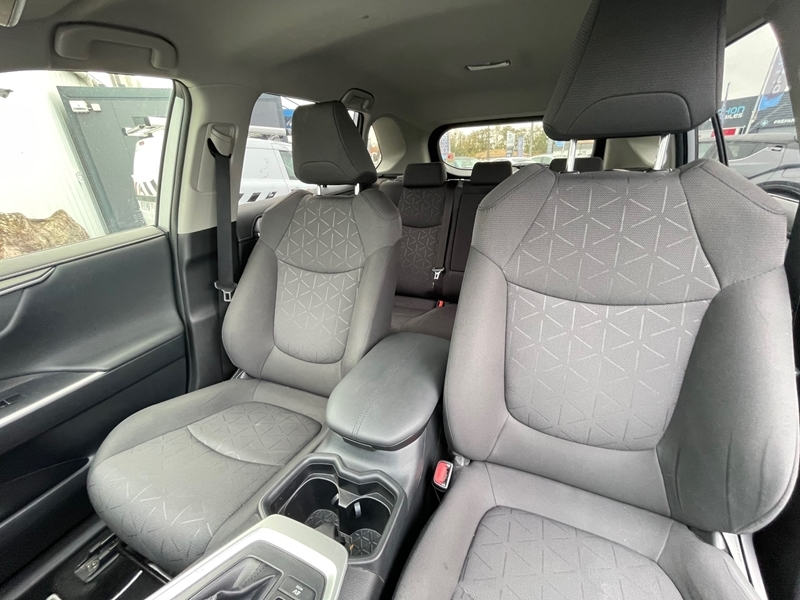 Photo 7 - Toyota RAV4