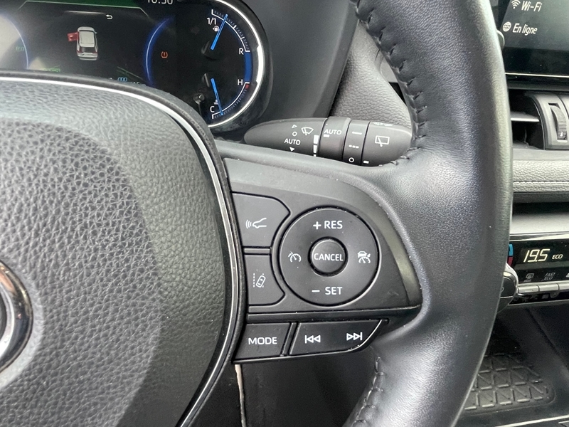 Photo 11 - Toyota RAV4