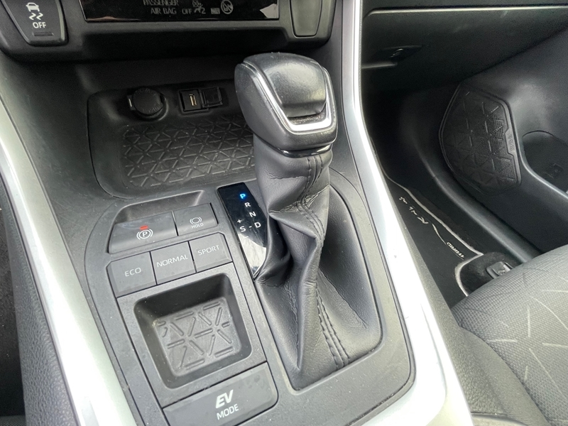 Photo 12 - Toyota RAV4