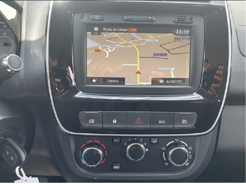 Photo 7 - Dacia Spring