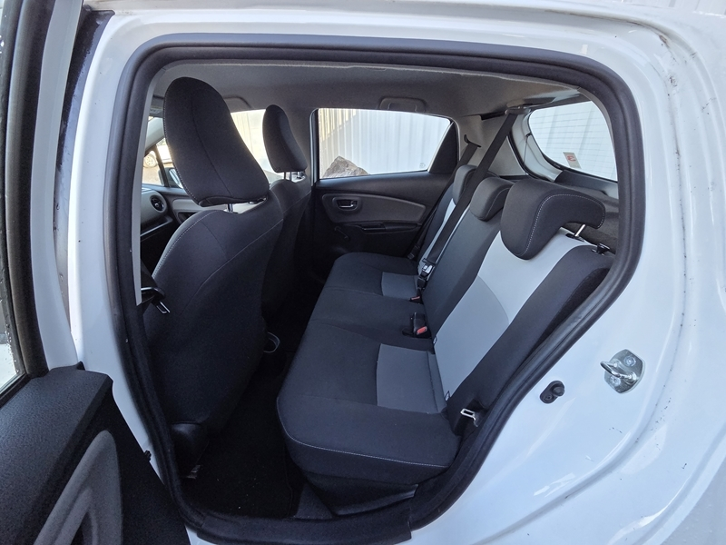 Photo 16 - Toyota Yaris