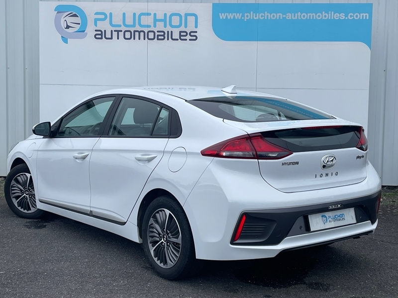 Hyundai
                    Ioniq